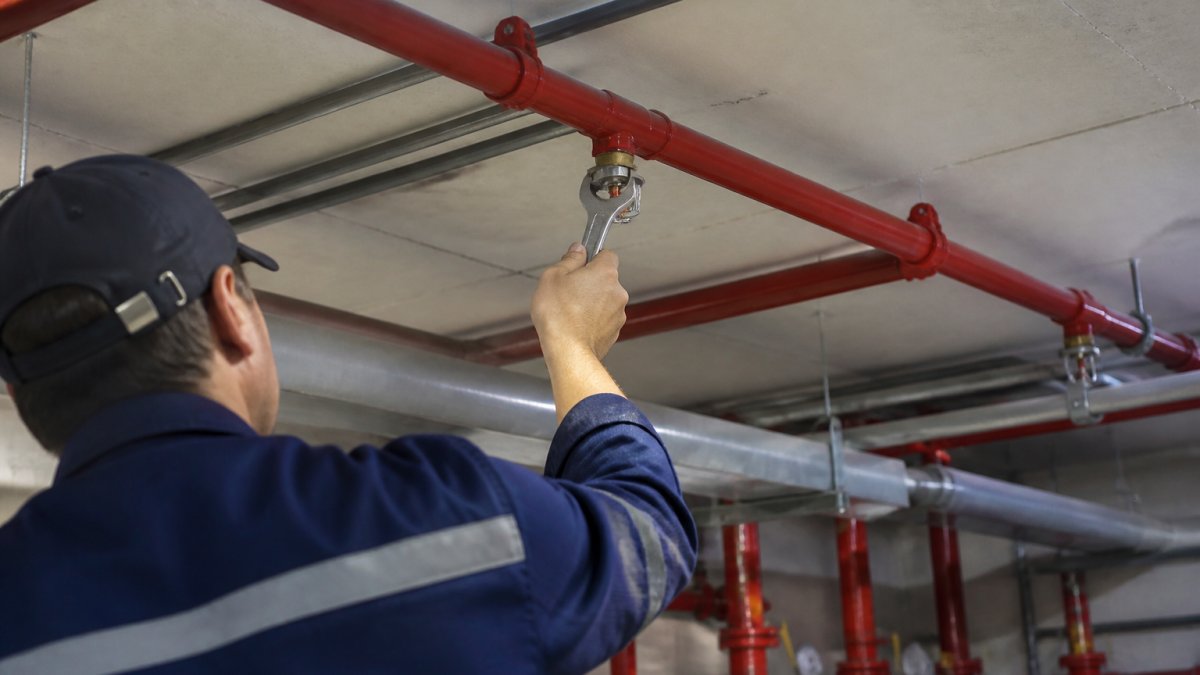 Read more about the article Preventative Maintenance Tips for Commercial Sprinkler Systems
